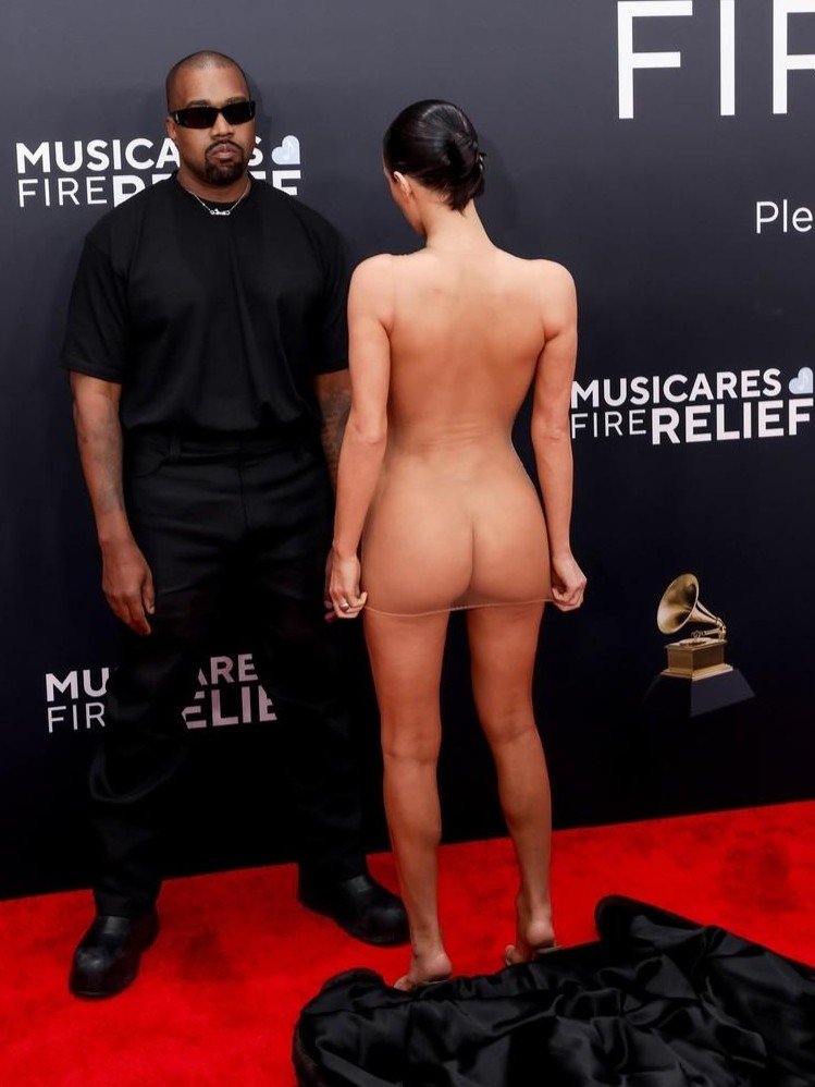 Kanye West Wife Naked See-Through (Bianca Censori) #SZeKBz9r