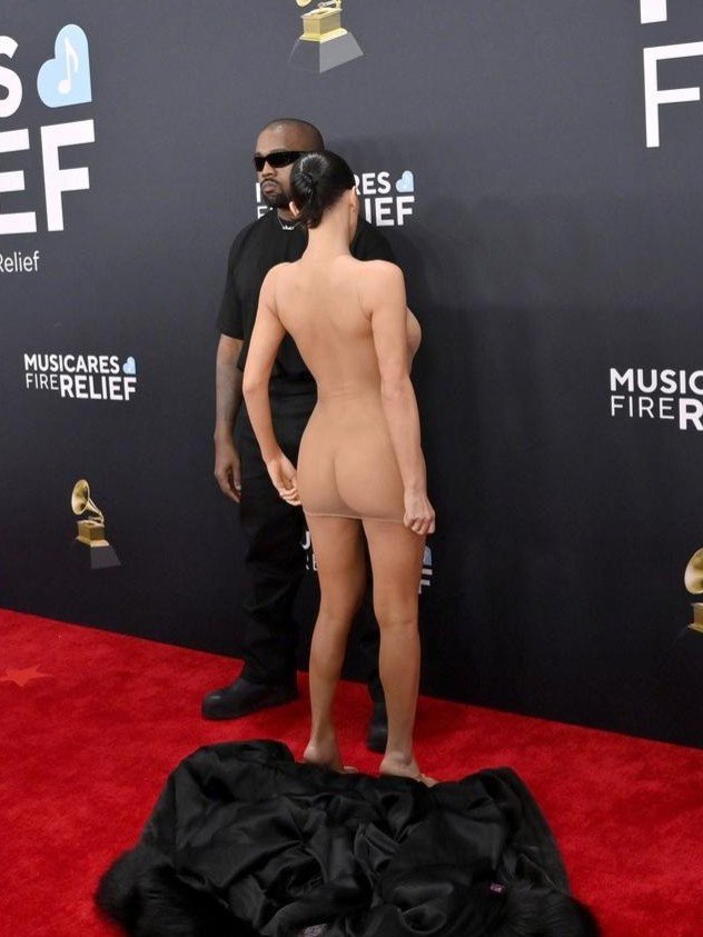 Kanye West Wife Naked See-Through (Bianca Censori) #wxHA1YK5